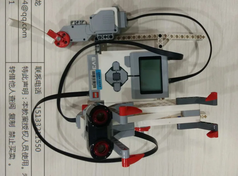 The finished Rattlesnake model, built from LEGO MINDSTORMS EV3.