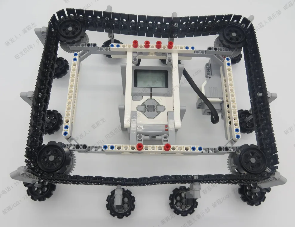 The finished Cable Car model, built from LEGO MINDSTORMS EV3.