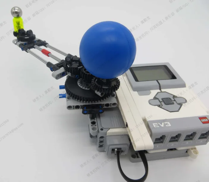 The finished Moon Orbit model, built from LEGO MINDSTORMS EV3.