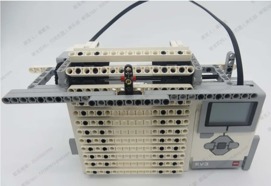 The finished Rolling shutter door model, built from LEGO MINDSTORMS EV3.