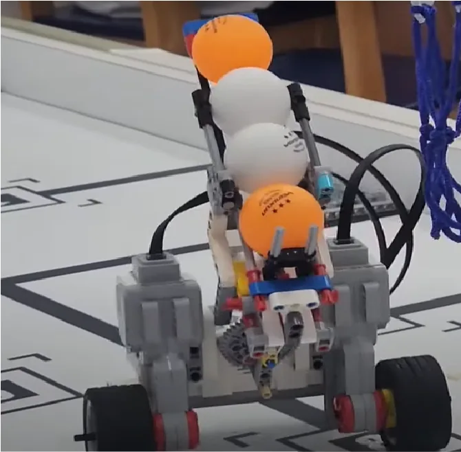 The finished EV3 BASKETBALL model, built from LEGO MINDSTORMS EV3.